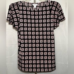 Liz Claiborne top. Size S. Great quality top. Polyester & Spandex blend.